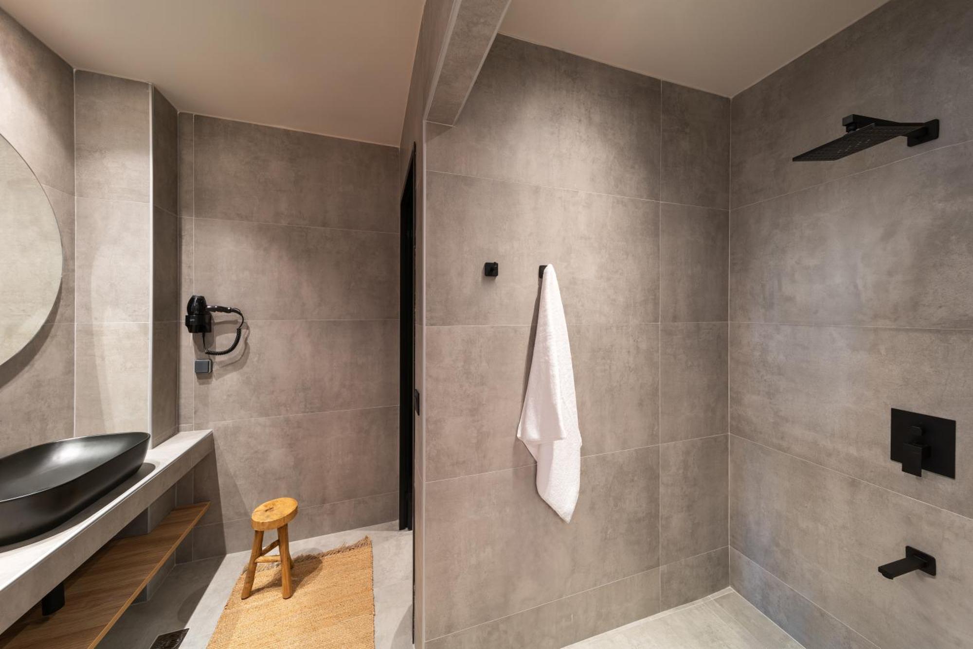 Afesou Suites 이알리소스 외부 사진